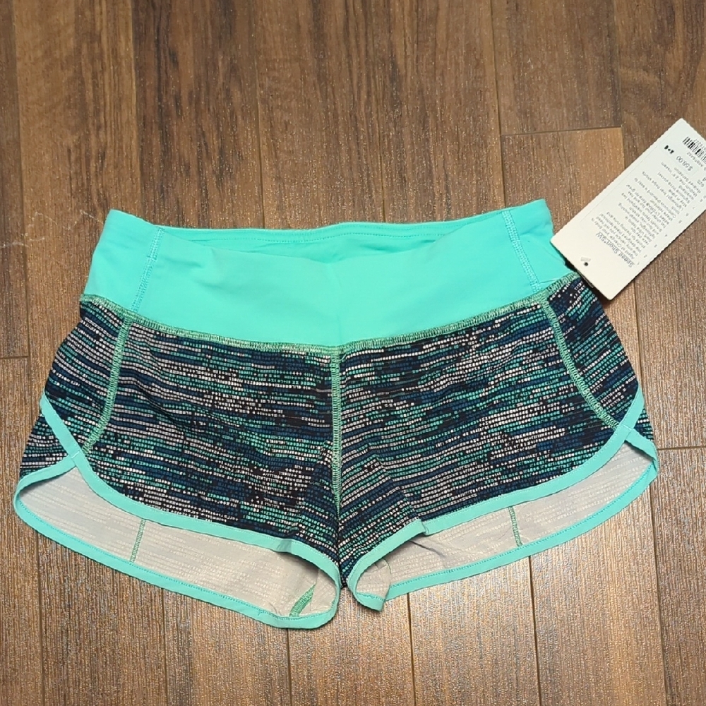 Lululemon Speed Short Size 4 NWT